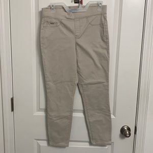 NINE WEST Pull On skinny Pants 8